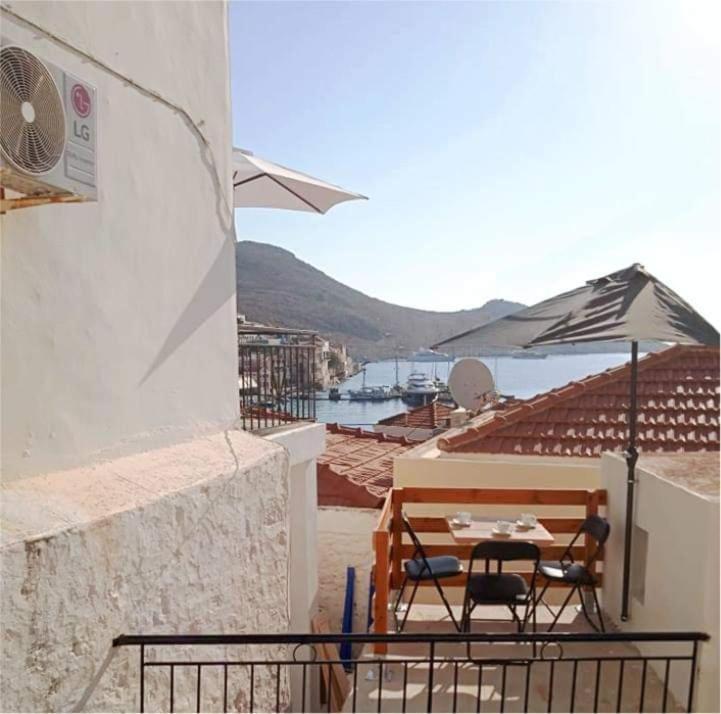 Occasus Room Comfort Chalki Town Exterior foto